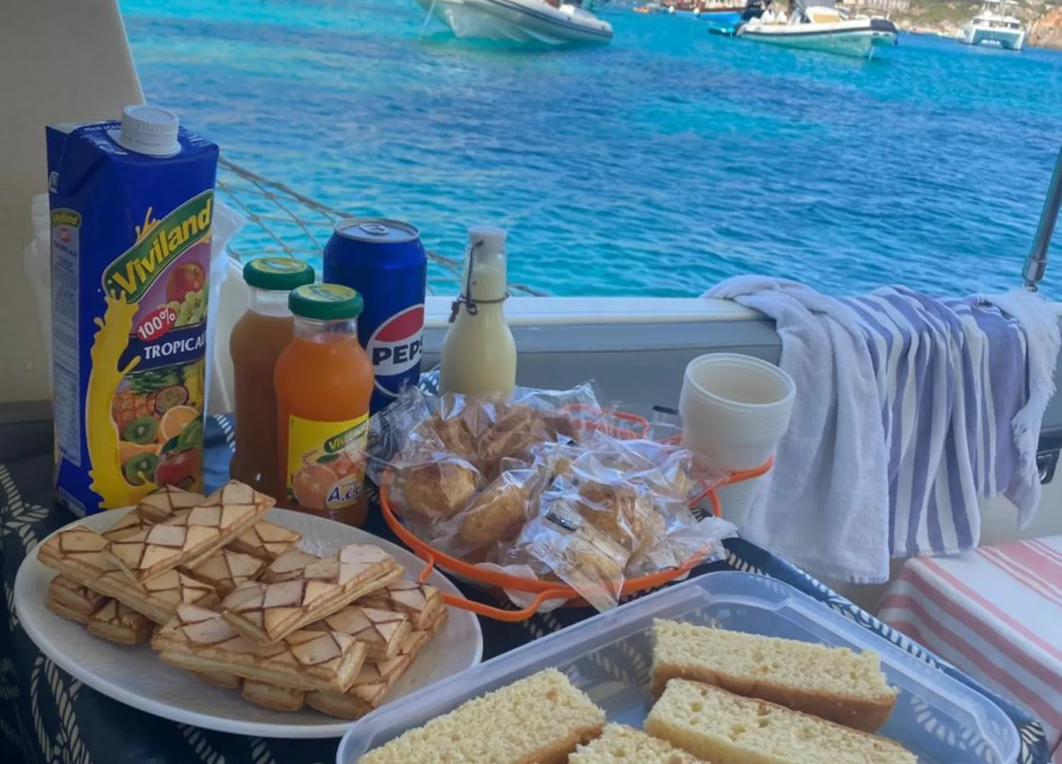 Sardinia-Holiday Spargi Suite & Rooms La Maddalena  Guest house